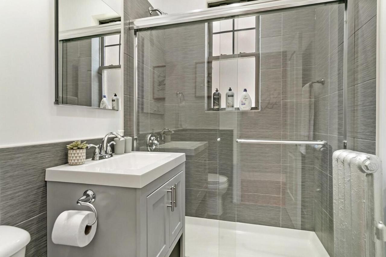 Bright Spacious Apt, Comfy King Bed, 5 Location Chicago Exterior foto
